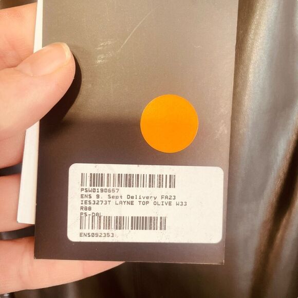 En Saison Layne Faux Leather Sleeveless Peplum Top - Picture 7 of 11